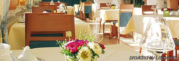 Akzent Hotel Wersetuerm'Ken Munique Restaurante foto